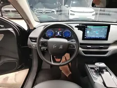 2023 Hongqi E-QM5 EV 620km PLUS, чёрный — фото 7