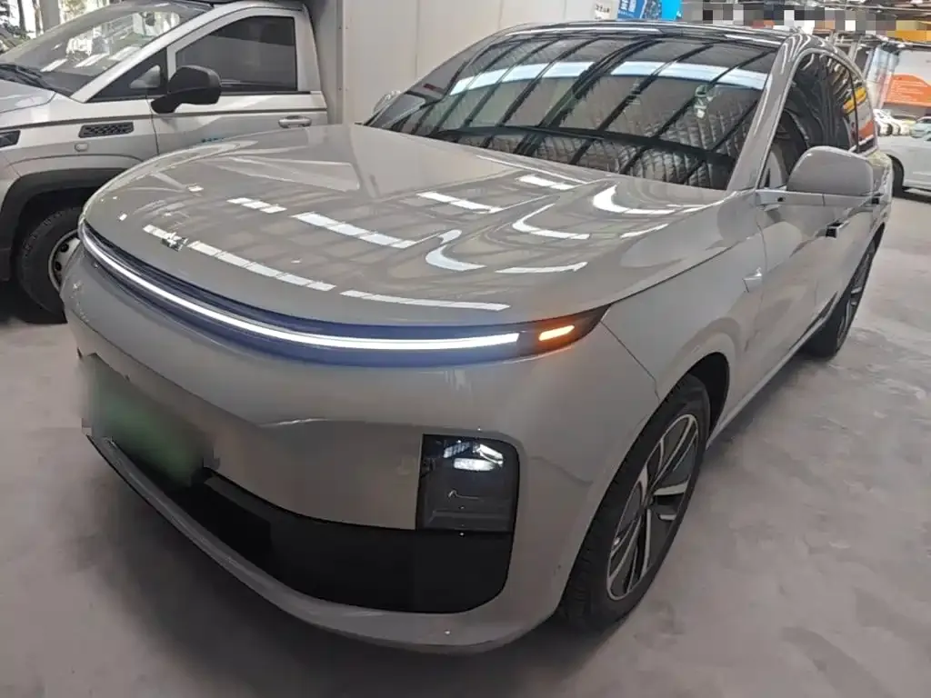 2024 Li Auto L6