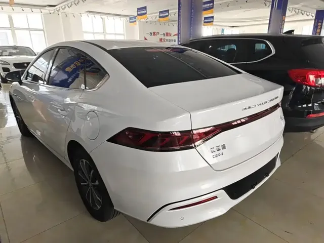 2024 BYD Qin PLUS Honor DM-i PHEV 55km Leading