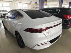 2024 BYD Qin PLUS Honor DM-i PHEV 55km Leading, белый — фото 5
