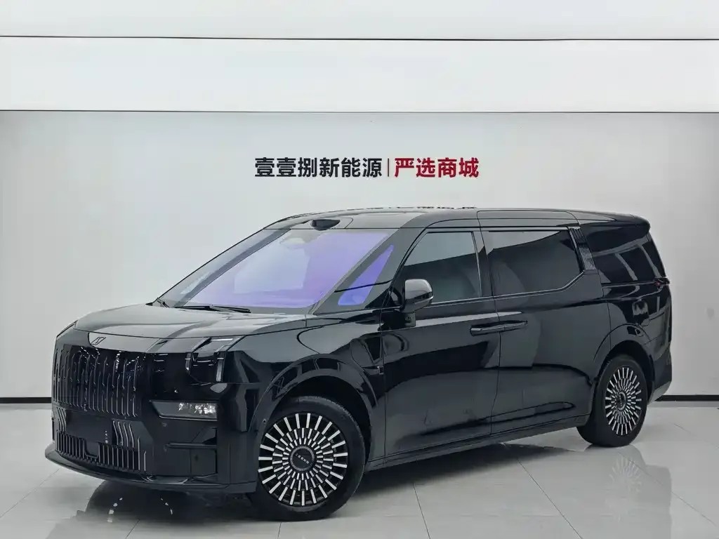 2024 Zeekr 009 7-seat 4WD 108kWh