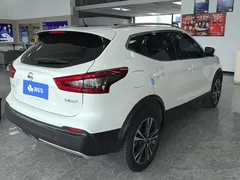 2022 Nissan Qashqai 2.0L CVT XV Prem Luxury, белый — фото 3