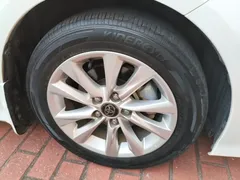 2023 Toyota Corolla 1.8L Hybrid Elite, белый — фото 8