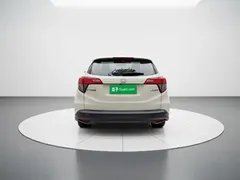 2020 Honda Vezel 1.5L CVT Pioneer, белый — фото 3