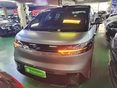 2025 Zeekr Mix Smart Driving — фото 3
