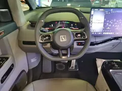 2025 Zeekr Mix Smart Driving — фото 11