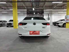2022 Mazda 3 2.0L AT, белый — фото 7