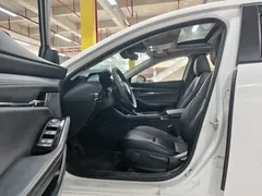 2022 Mazda 3 2.0L AT, белый — фото 9