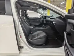 2022 Mazda 3 2.0L AT, белый — фото 16