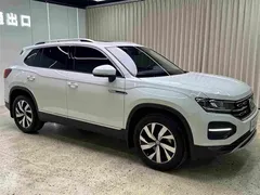 2022 Volkswagen Tayron 280TSI 2WD Luxury, белый — фото 3