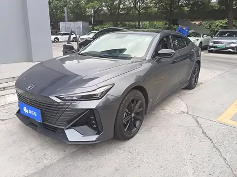 2022 Changan UNI-V 1.5T Premium