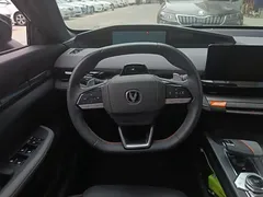2022 Changan UNI-V 1.5T Premium — фото 14