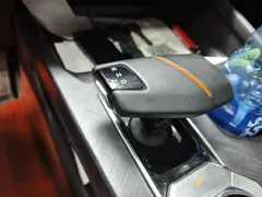 2023 Changan UNI-V 1.5T Premium, белый — фото 10