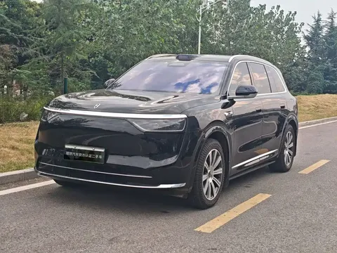 2025 Aito M8 EREV Max+ 53.4kWh 5-Seat 192-Line LiDAR