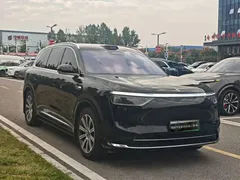 2025 Aito M8 EREV Max+ 53.4kWh 5-Seat 192-Line LiDAR, чёрный — фото 3