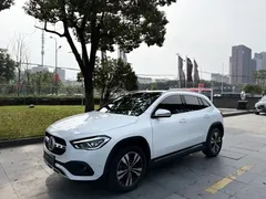 2023 Mercedes-Benz GLA 220, белый — фото 1