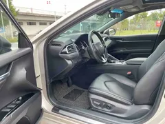 2023 Toyota Camry 2.0G Luxury — фото 6