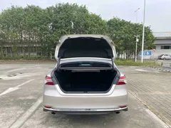 2023 Toyota Camry 2.0G Luxury — фото 16