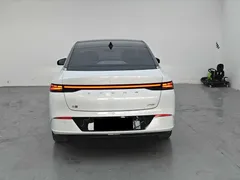 2024 Xpeng P5 500 Pro, белый — фото 8
