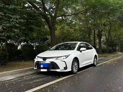 2021 Toyota Corolla 1.2T S-CVT Pioneer Plus, белый — фото 1