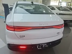 2025 BYD Seal 05 PHEV 120KM Smart Driving Flagship, белый — фото 6