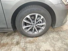 2024 BYD Qin PLUS Honor DM-i PHEV 55km Leading — фото 25