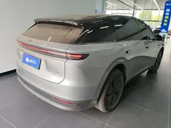 2025 Li Auto i6 2WD Standard — фото 3