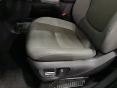 2023 Toyota Granvia 2.5L Hybrid Premium Plus, чёрный — фото 20