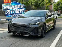 2022 Changan UNI-V 2.0T — фото 1