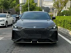 2022 Changan UNI-V 2.0T — фото 2
