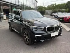 2022 BMW X5 40Li M Sport Package, чёрный — фото 2