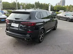 2022 BMW X5 40Li M Sport Package, чёрный — фото 5