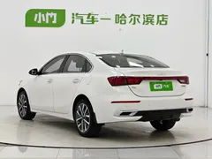 2021 Kia Cerato 1.5L CVT Fashion, белый — фото 5
