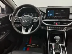 2021 Kia Cerato 1.5L CVT Fashion, белый — фото 11