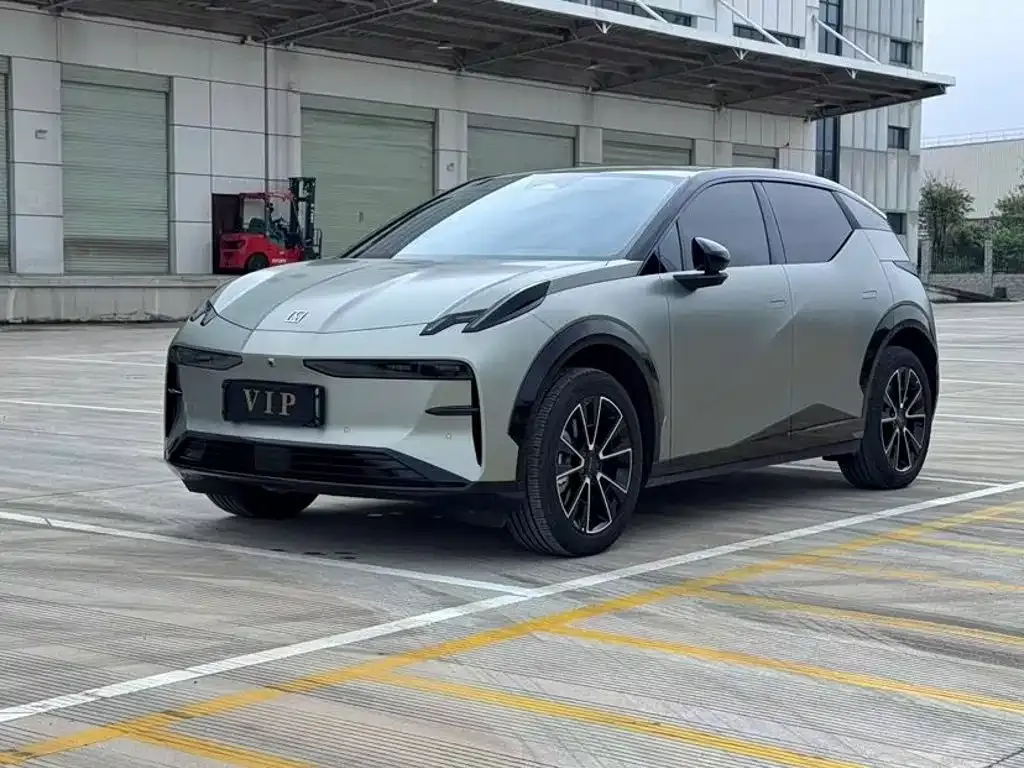 2026 Zeekr X Max 5-seat