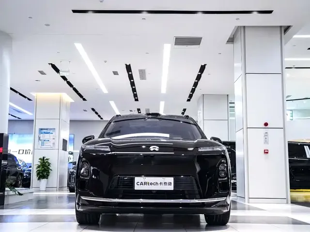 2026 Nio ES8 6-seat Executive Signature