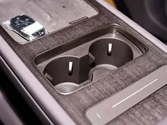 2026 Nio ES8 6-seat Executive Signature, чёрный — фото 12
