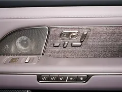 2026 Nio ES8 6-seat Executive Signature, чёрный — фото 28