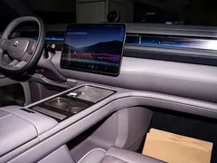 2026 Nio ES8 6-seat Executive Signature, чёрный — фото 30