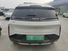 2023 Zeekr X RWD ME 5-seat, белый — фото 6