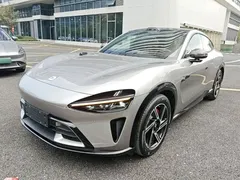 2025 Xiaomi YU7 4WD Max — фото 1