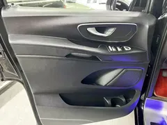 2020 Mercedes-Benz Vito 2.0T Business 7-seat, чёрный — фото 10
