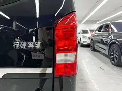 2020 Mercedes-Benz Vito 2.0T Business 7-seat, чёрный — фото 23