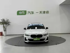 2023 BMW 1 Series 120i M Sport Night Edition, белый — фото 18