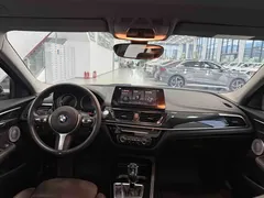 2023 BMW 1 Series 120i M Sport Night Edition, белый — фото 19
