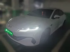 2025 BYD Seal 06 DM-i PHEV Smart Driving 80km Luxury, белый — фото 1
