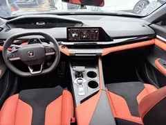 2023 Changan UNI-V 1.5T Sport — фото 11