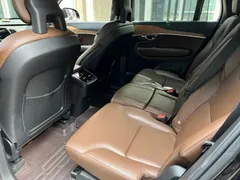 2021 Volvo XC90 7-seat, чёрный — фото 13