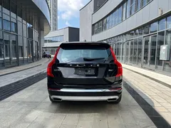 2021 Volvo XC90 7-seat, чёрный — фото 16
