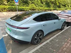 2024 Nio ET5 75kWh EV, синий — фото 2